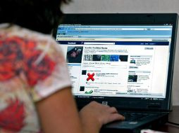 Los mensajes contra el canon digital se multiplicaron en redes como Facebook y Twitter. E. BARRERA  /