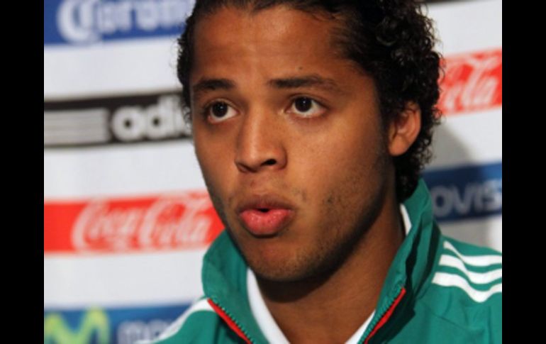 Giovani dos Santos, durante conferencia de prensa en Argentina rumbo a Copa América 2011. EFE  /