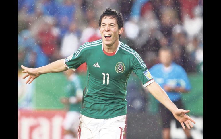 Marco Bueno, exultante tras marcar el gol que selló la victoria del equipo mexicano. MEXSPORT  /