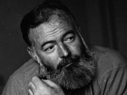 Hemingway, mujeriego, bebedor y nómada, encarnaba la leyenda del escritor volcado al mundo en busca de historias. ESPECIAL  /