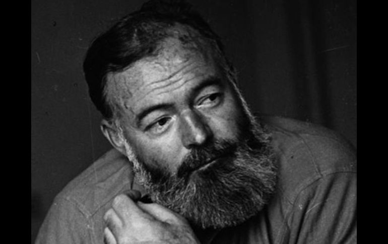 Hemingway, mujeriego, bebedor y nómada, encarnaba la leyenda del escritor volcado al mundo en busca de historias. ESPECIAL  /