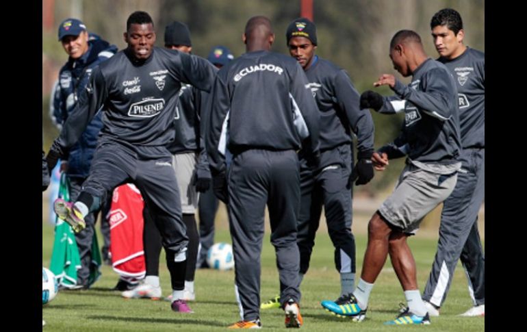 Jugadores de la Selección de Ecuador durante entrenamiento en Argentina para la Copa América. EFE  /