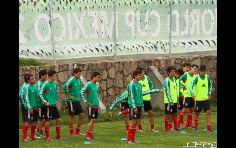 Jugadores de la Selección mexicana Sub-17, durante entrenamiento en Pachuca, Hidalgo. MEXSPORT  /