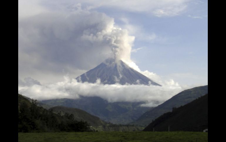 El epicentro del movimiento en el volcán, se ubicó a una profundidad de dos kilómetros. ARCHIVO  /