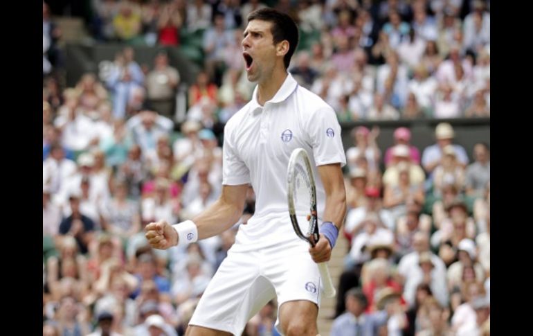 El actual campeón de Wimbledon, Novak Djokovic en las instalaciones del All England Club. EFE  /