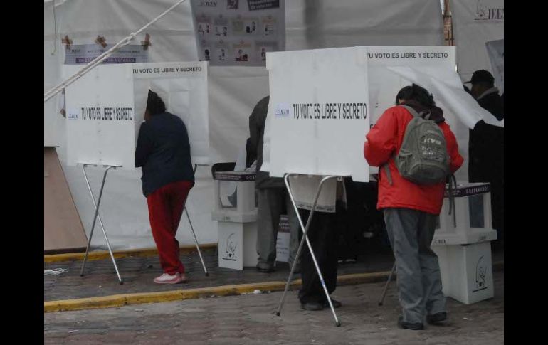 Se instalaron en Coahuila tres mil 428 casillas para la elección de gobernador y de 25 diputados locales. NTX  /