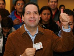 El candidato de Unidos Por Tí, Eruviel Ávila Villegas lleva ventaja según el conteo. AP  /