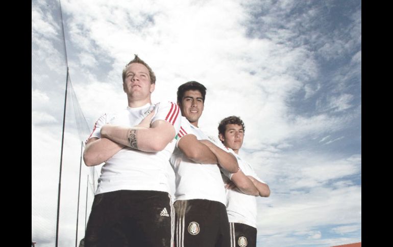 Dylan Nicolleti, Richard Sánchez y Manuel Gónzalez, integrantes de México Sub-17. MEXSPORT  /