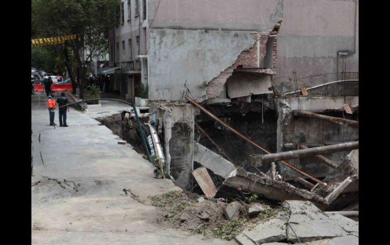 La Delegación Cuauhtémoc cesará la construcción del inmueble de la colonia Condesa que colapsó. EL UNIVERSAL  /