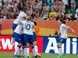 Jugadoras de la Selección Femenil de Inglaterra durante partido del Mundial en Alemania. MEXSPORT  /