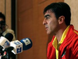 El seleccionador de Bolivia, Gustavo Quinteros, durante rueda de prensa en Argentina. EFE  /