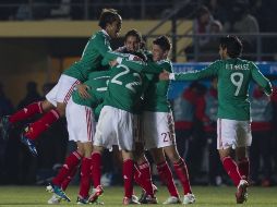 Selección mexicana Sub-22, celebrando gol en partido de la Copa América 2011, contra Chile. MEXSPORT  /