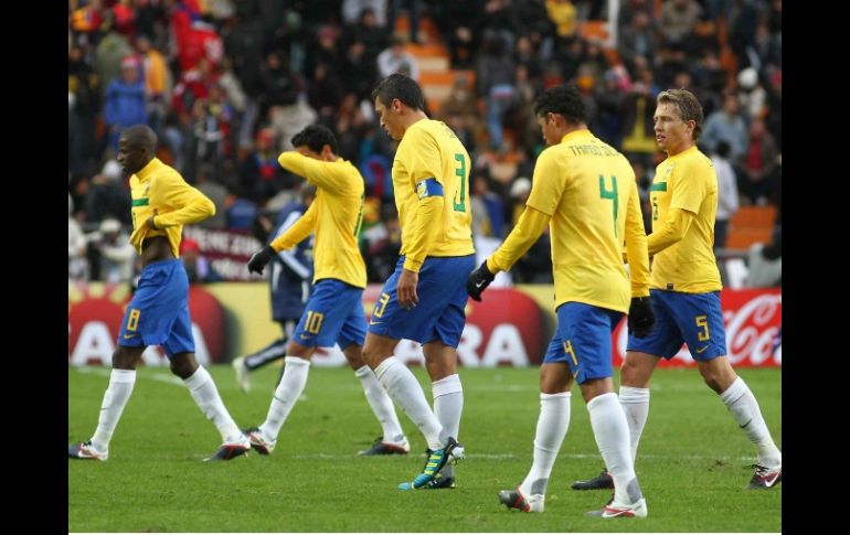 Jugadores de la Selección de Brasil, durante partido contra Venezuela en Copa América. MEXSPORT  /