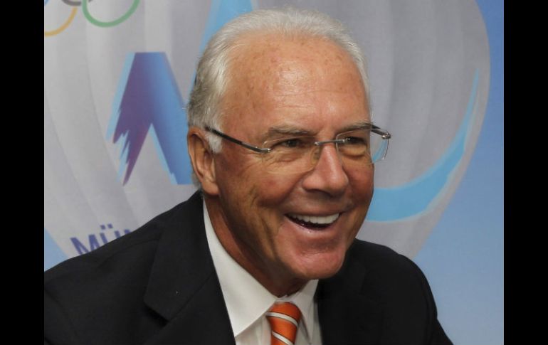 Beckenbauer resalta la necesidad de transparencia en el proceso de votación.EFE  /