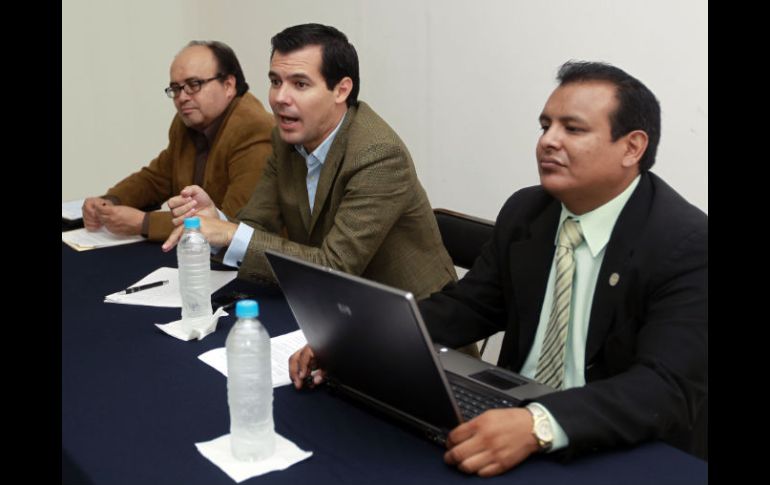 Diego Monraz dialogó con una veintena de representantes de organismos en torno al proyecto de libre tránsito. A. GARCÍA  /