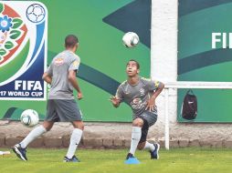 Jugadores del cuadro de Brasil durante el entrenamiento en Verde Valle. MEXSPORT  /