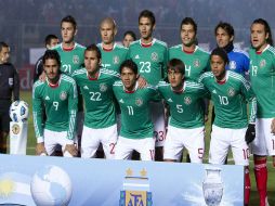 El equipo mexicano antes de iniciar su partido contra Chile el pasado 4 de julio. MEXSPORT  /