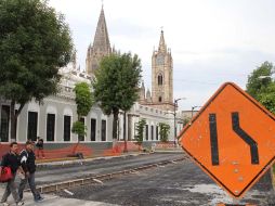 Repavimentación en la Avenida Enrique Díaz de León a la altura de Avenida Juárez, cruce actualmente cerrado a la circulación.A. CAMACHO  /