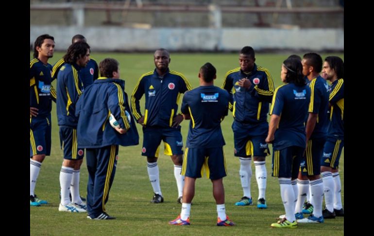 Jugadores de la selección de Colombia, durante sesión de entrenamiento para Copa América en Argentina. EFE  /