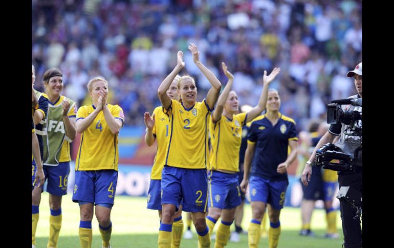 suecia celebra su victoria 3-1 en el juego de cuartos de final contra Australia. EFE  /