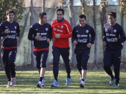 Los jugadores de la Selección de Chile se preparan para el encuentro contra Perú en la Copa América en Argentina. AP  /