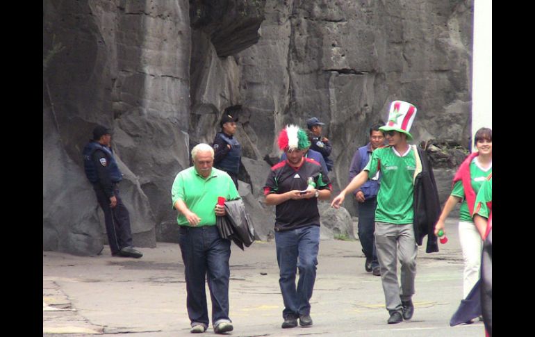 El operativo de la policía en el Estadio Azteca es notable antes del inicio del partido final. A.RAMÍREZ  /