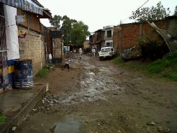 Una calle de la colonia 20 de Noviembre de Tonalá tras las lluvias. Imagen tomada de Twitter @alejandragomz  /