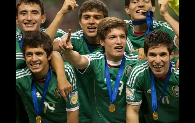 El triunfo del Tri Sub-17 enmarcó la victoria de los atletas mexicanos alrededor del mundo. MEXSPORT  /