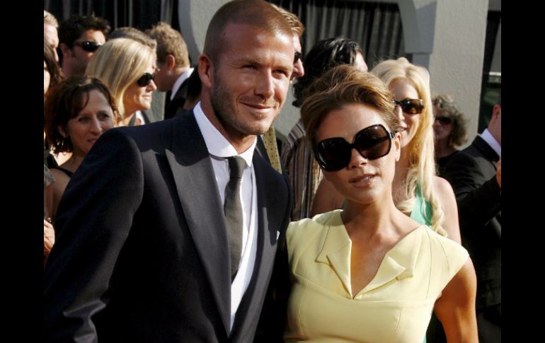 Los Beckham está contentos por recibir a su primera hija, pues ya tienen tres varones. EFE  /