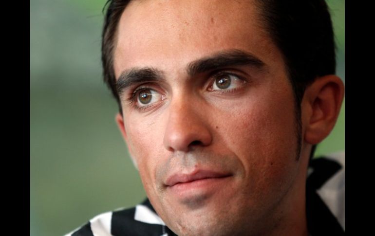 Alberto Contador ocupa el decimosexto puesto en la clasificación general del Tour. REUTERS  /