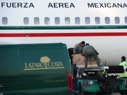 Los restos del cantautor argentino fueron repatriados anoche a Buenos Aires en un avión de la Fuerza Aérea Mexicana. AFP  /