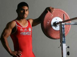 Foto del mexicano Lino Montes, atleta de halterofilia originario de Mérida. MEXSPORT  /