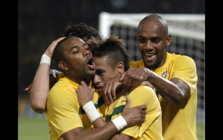 Jugadores de la Selección de Brasil, una de las invictas que pasan a cuartos de final en Copa América. NOTIMEX  /