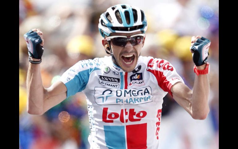 El ciclista de Omega Pharma-Lotto celebra tras ganar la décimocuarta etapa del Tour de Francia. EFE  /