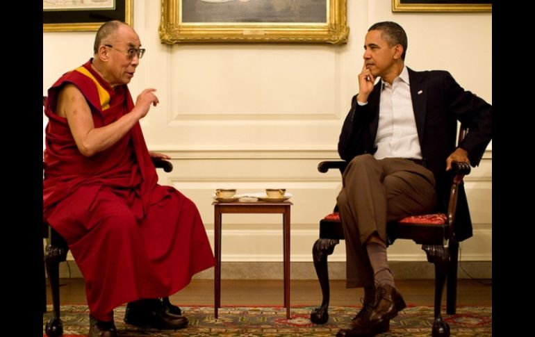 El Dalai Lama fue recibido por el presidente de Estados Unidos a pesar de la oposición de China. ESPECIAL  /