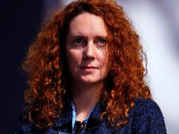 Rebekah Brooks dirigió el tabloide 'News of the World', cuando se llevaron a cabo escuchas ilegales de móviles de políticos. REUTERS  /