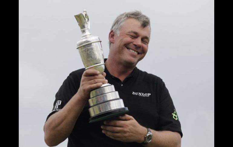 El golfista, Darren Clarke, logró la victoria en el Abierto Británico de Golf. AP  /