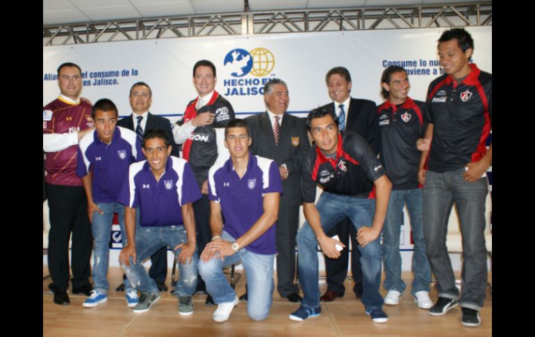 Manuel Herrera, Eduardo Ruíz, Alonso Ulloa y Carlos Leaño acudieron al evento de Hecho en Jalisco.  A. ALCARAZ  /