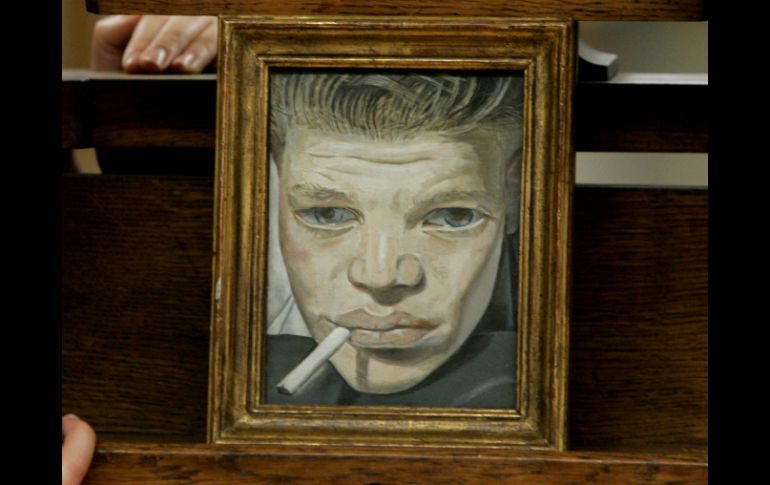 Imagen del 2007. Un cuadro de Lucian Freud titulado, 'Boy Smoking  de 1951-2. AP  /