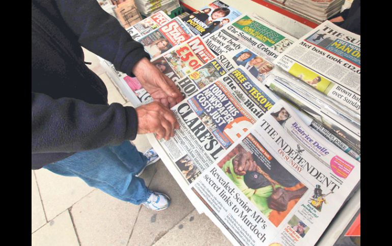 La investigación también podría involucrar a otros diarios en un mercado en decadencia y ultra competitivo. REUTERS  /