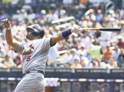 Albert Pujols conectó un jonrón productor de dos carreras en la primera entrada. AFP  /