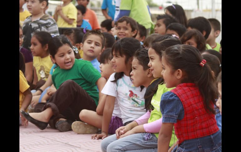 Algunos de los beneficiados de esta asociación. ESPECIAL  /