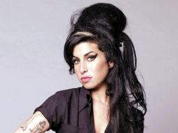 Después de que se anunciara la muerte de la cantante británica Amy Winehouse, la noticia se esparció en la web. EL UNIVERSAL  /