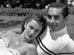 Linda Christian, quien nació en México, en una fotografía, tomada en 1948 en Los Ángeles, junto al actor Tyrone Power. AP  /