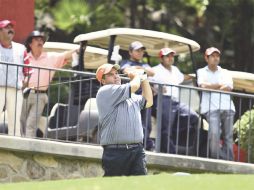 Rafael Vázquez se llevó el título al hacer un birdie en el hoyo de desempate. S. NÚÑEZ  /