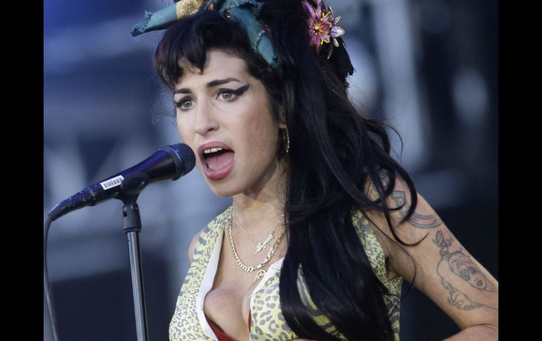 Winehouse es noticia en todo el mundo tras su deceso ocurrido el sábado pasado. REUTERS  /