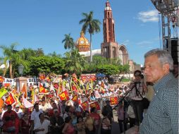 López Obrador realizó una gira de trabajo por Michoacán, en la que habló ante simpatizantes. EL UNIVERSAL  /