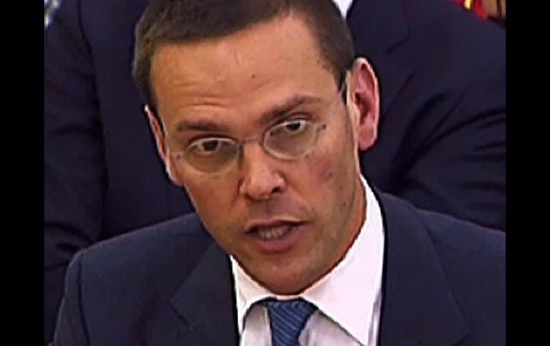 Posibles declaraciones ''erróneas'' de James Murdoch amenazan su posición en la empresa News Corp. AFP  /