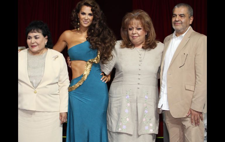 Carmen Salinas, Ninel Conde, Martha Vallejo y Enrique Pineda. EL UNIVERSAL  /