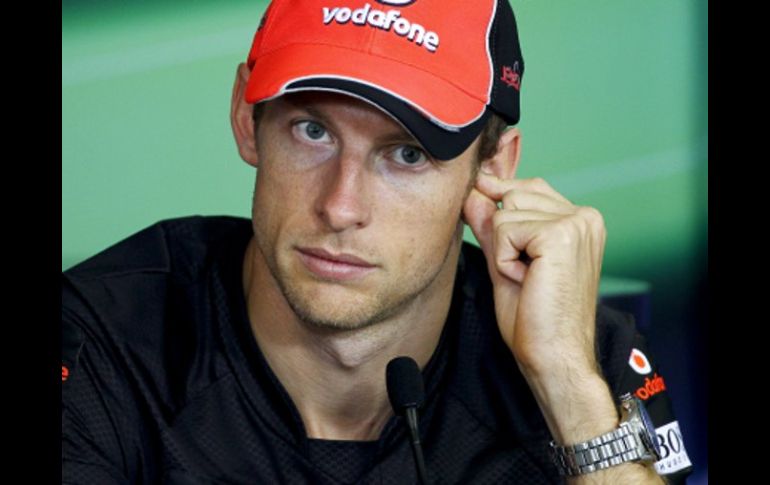 El piloto británico de Fórmula Uno de McLaren Mercedes, Jenson Button, durante una rueda de prensa en el circuito de Hungaroring. EFE  /